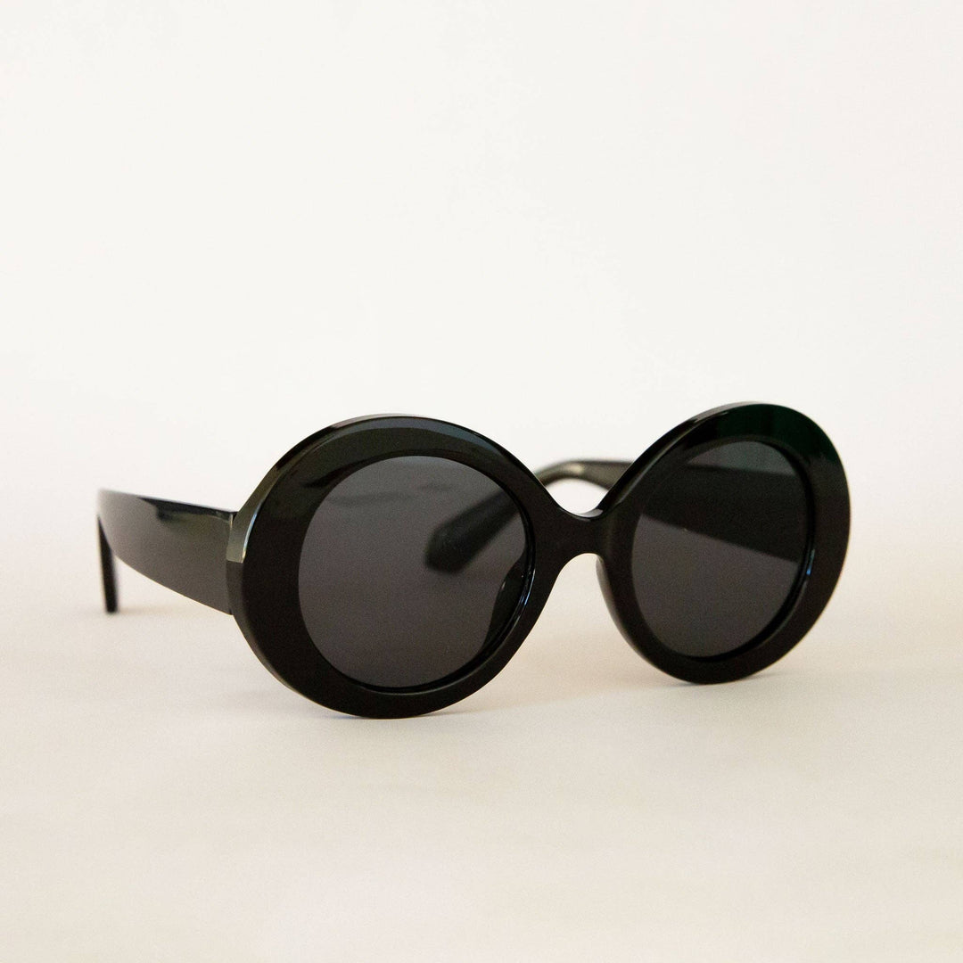 Frances Sunglasses: Black