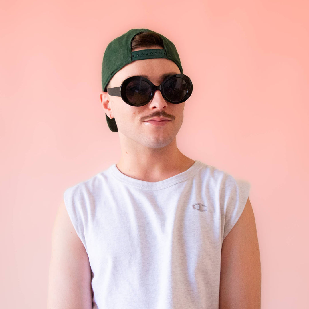 Frances Sunglasses: Black