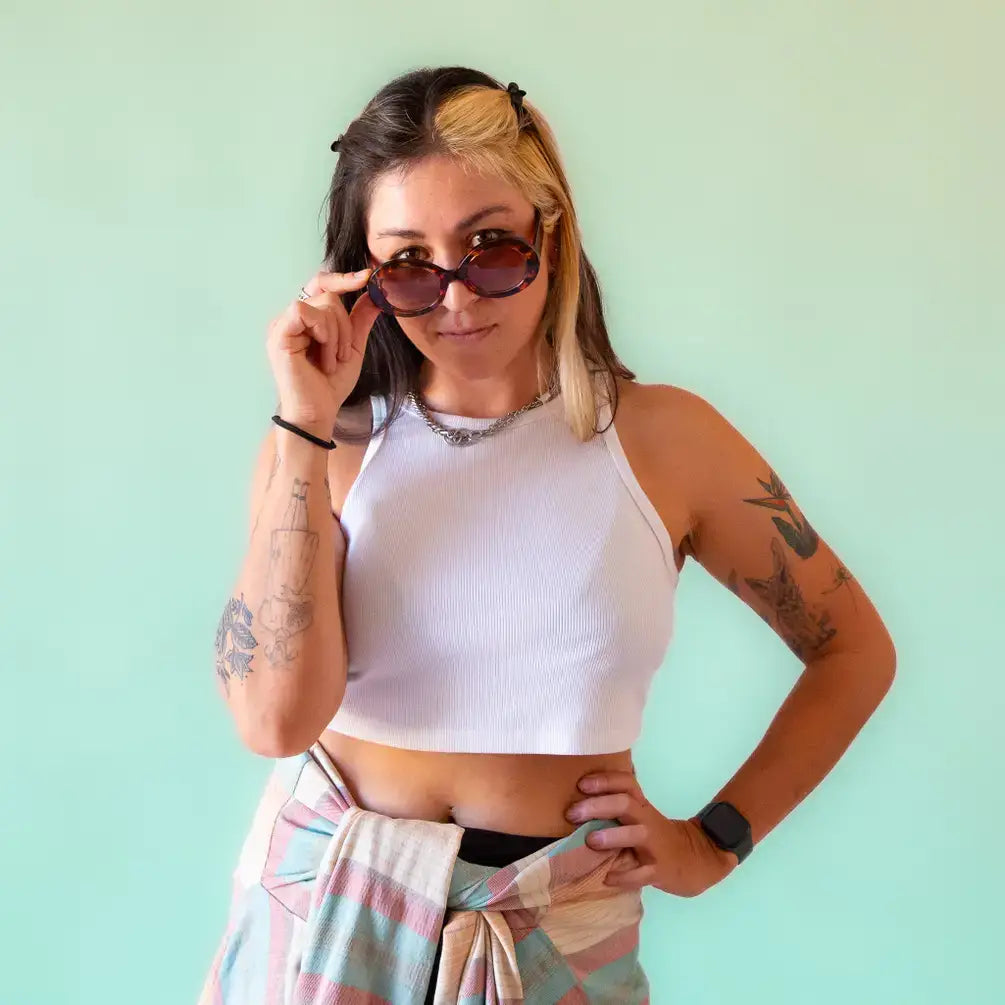 Frances Sunglasses: Black