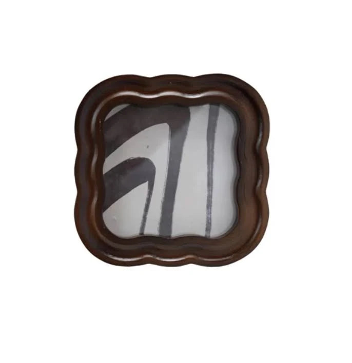 Scalloped Photo Frame