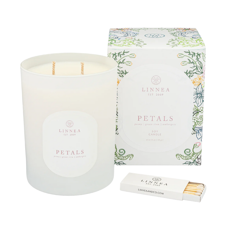 Petals Large Candle - Double Wick