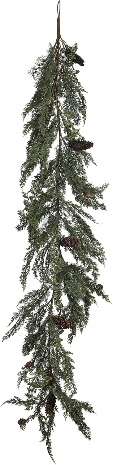 Spruce and Pine Garland with Pinecones